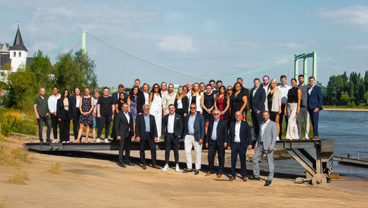 Gruppenbild der Mitarbeitenden von NHP und Morison